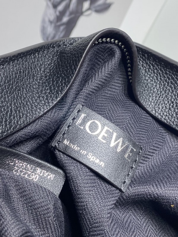 Loewe 006 8