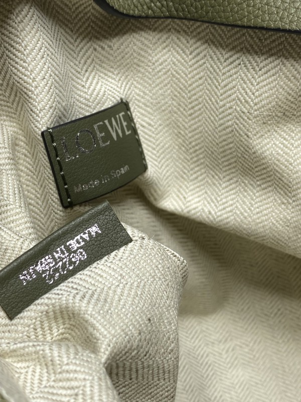 Loewe 007 8