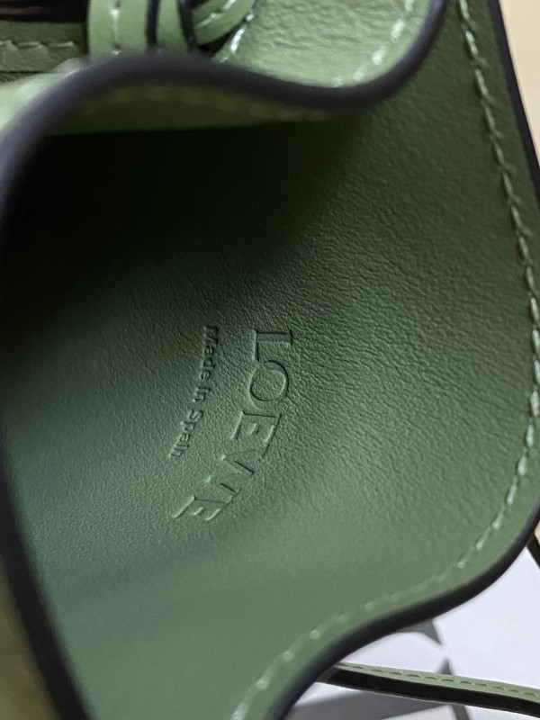 Loewe 023 8