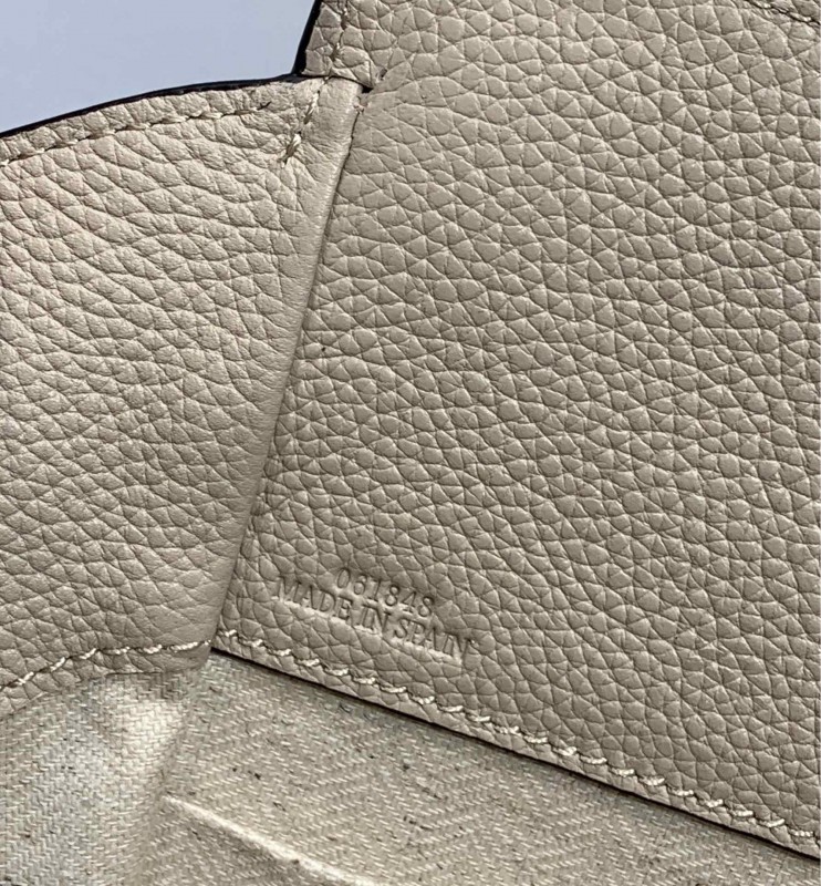 Loewe 054 8