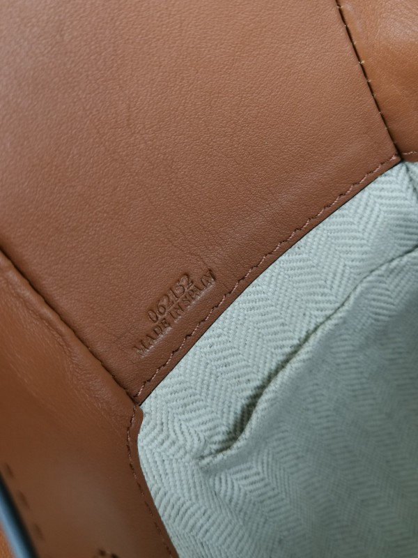 Loewe 064 8