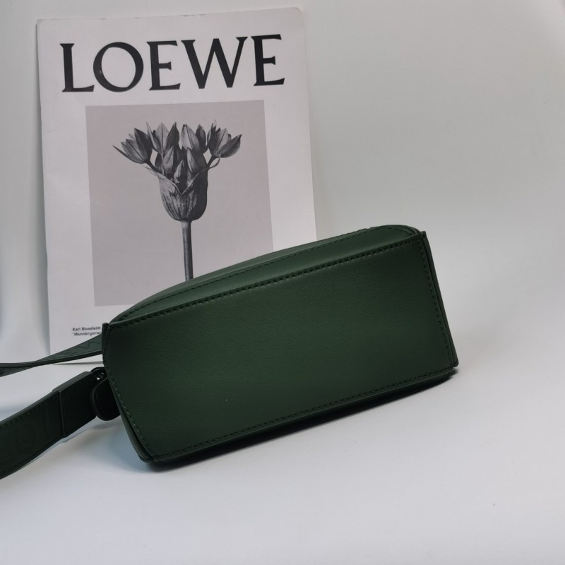 Loewe 081 8