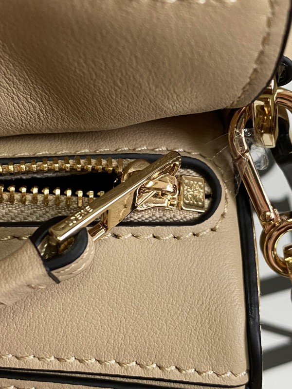Loewe 120 8