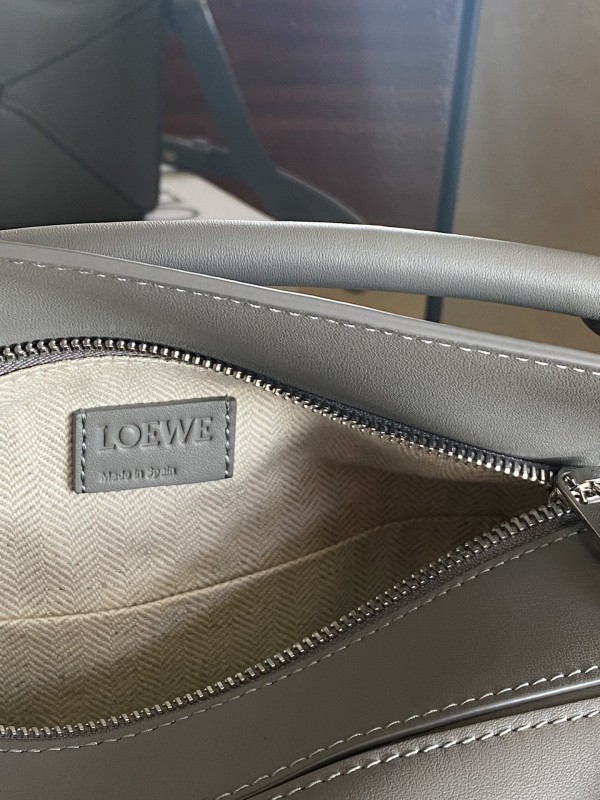 Loewe 136 8