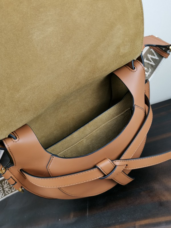 Loewe 139 8