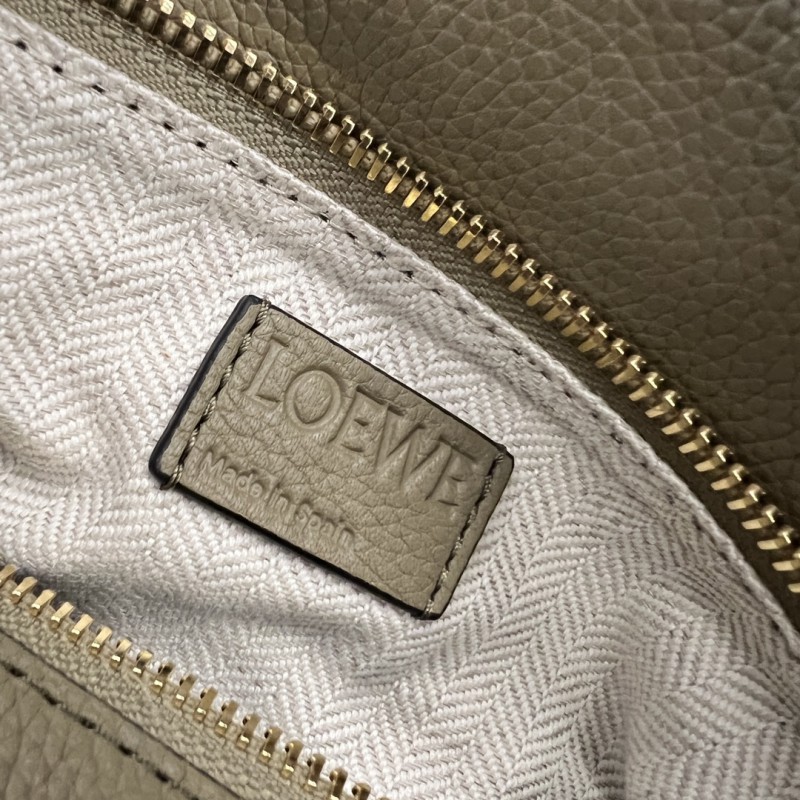 Loewe 204 8