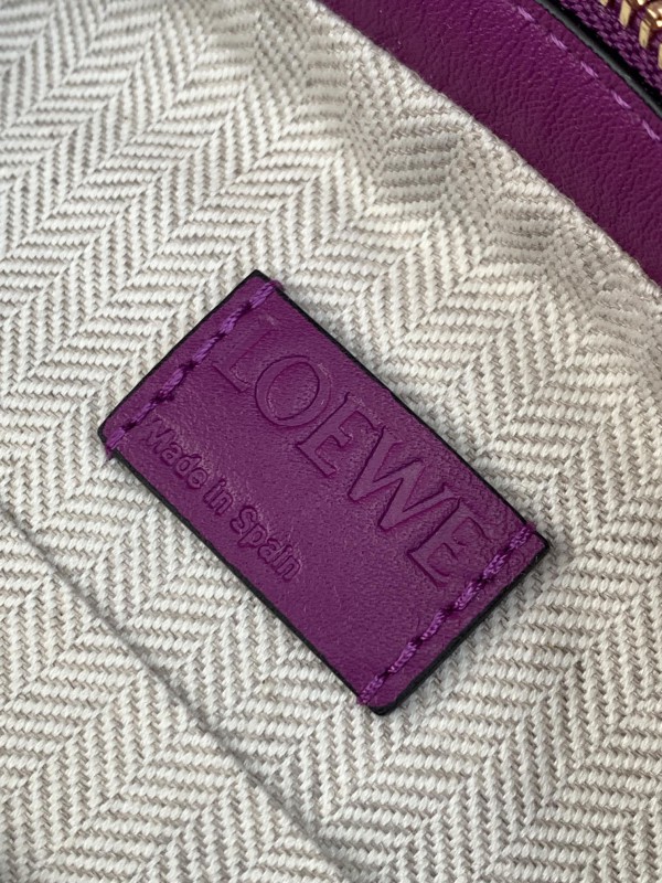 Loewe 208 8