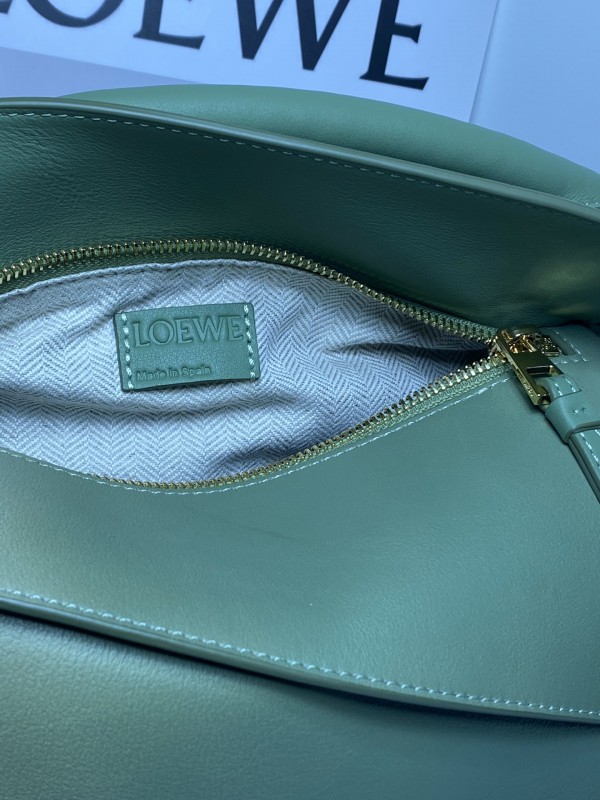 Loewe 214 8