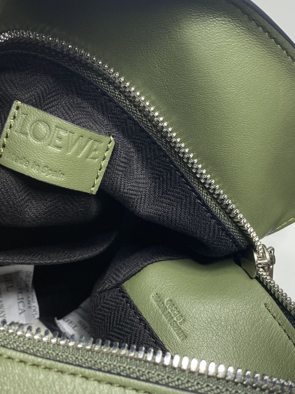 Loewe 218 8