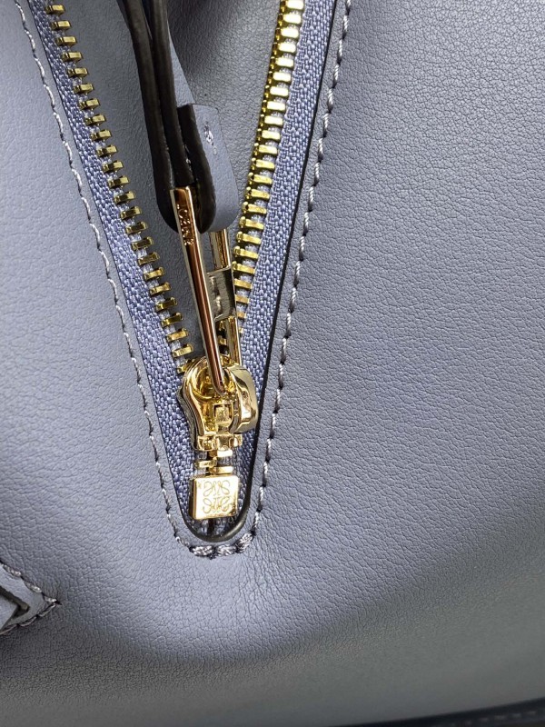 Loewe 227 8