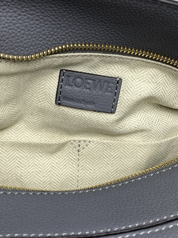 Loewe 247 8