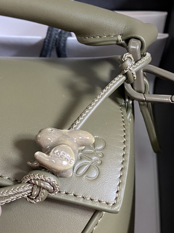 Loewe 250 8