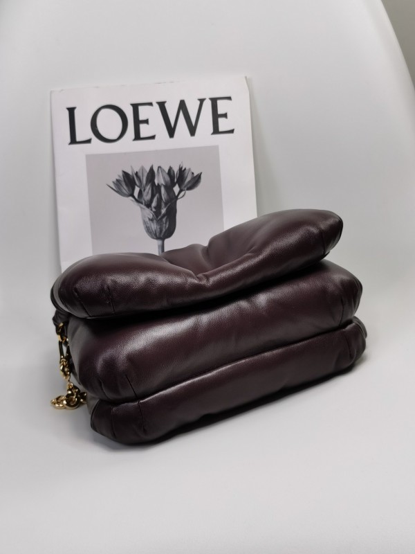 Loewe 252 8