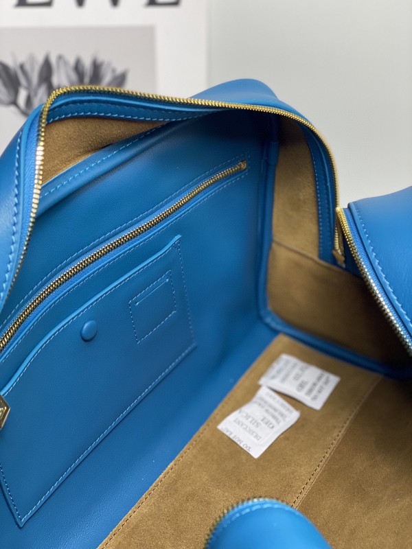 Loewe 254 8