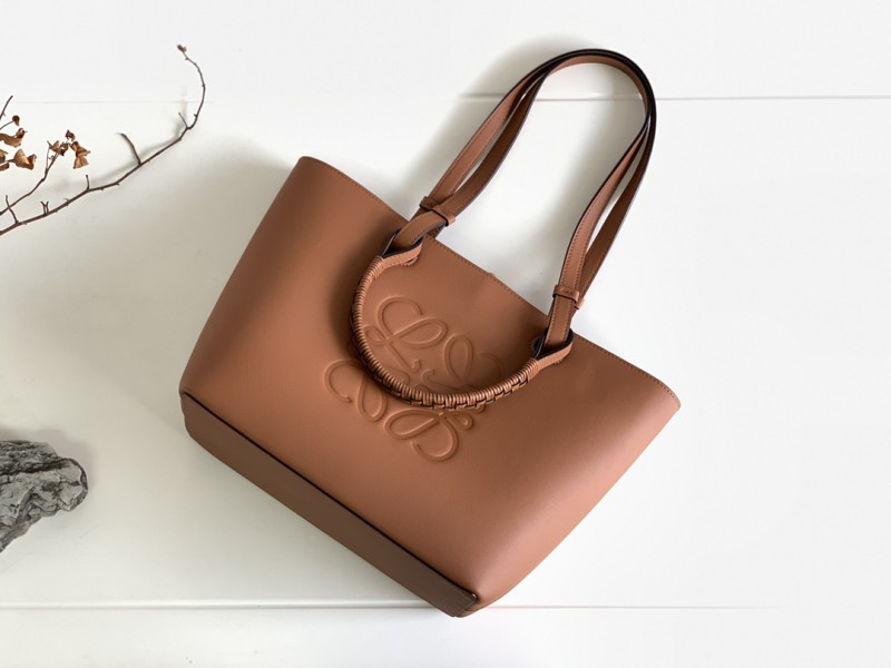 Loewe 267 8