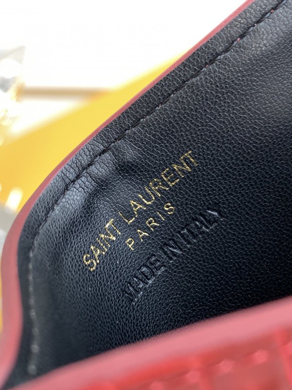 YSL 021 8
