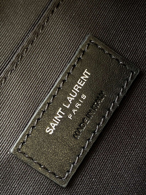 YSL 079 8