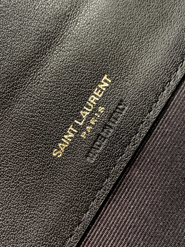 YSL 083 8