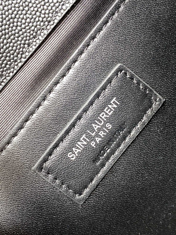 YSL 137 8