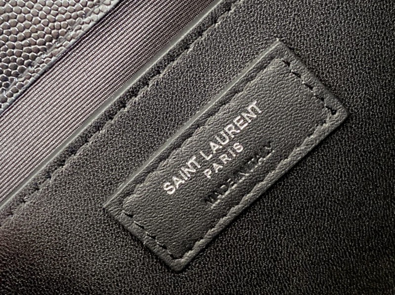 YSL 142 8