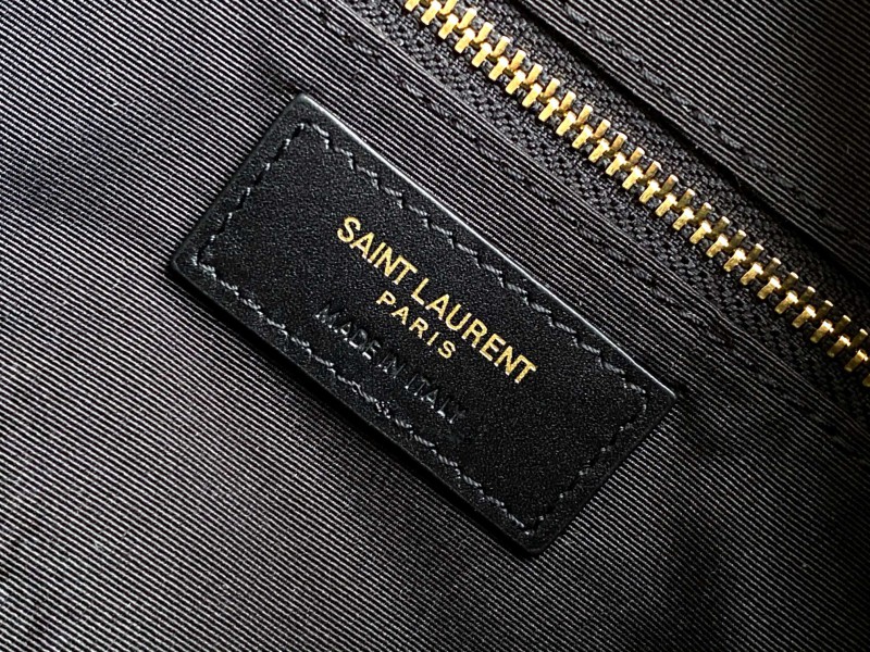 YSL 172 8