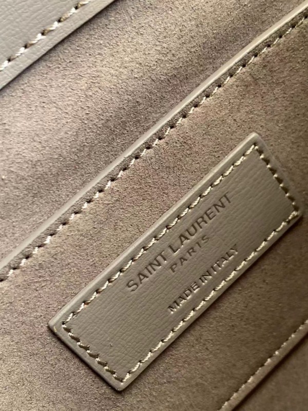 YSL 176 8
