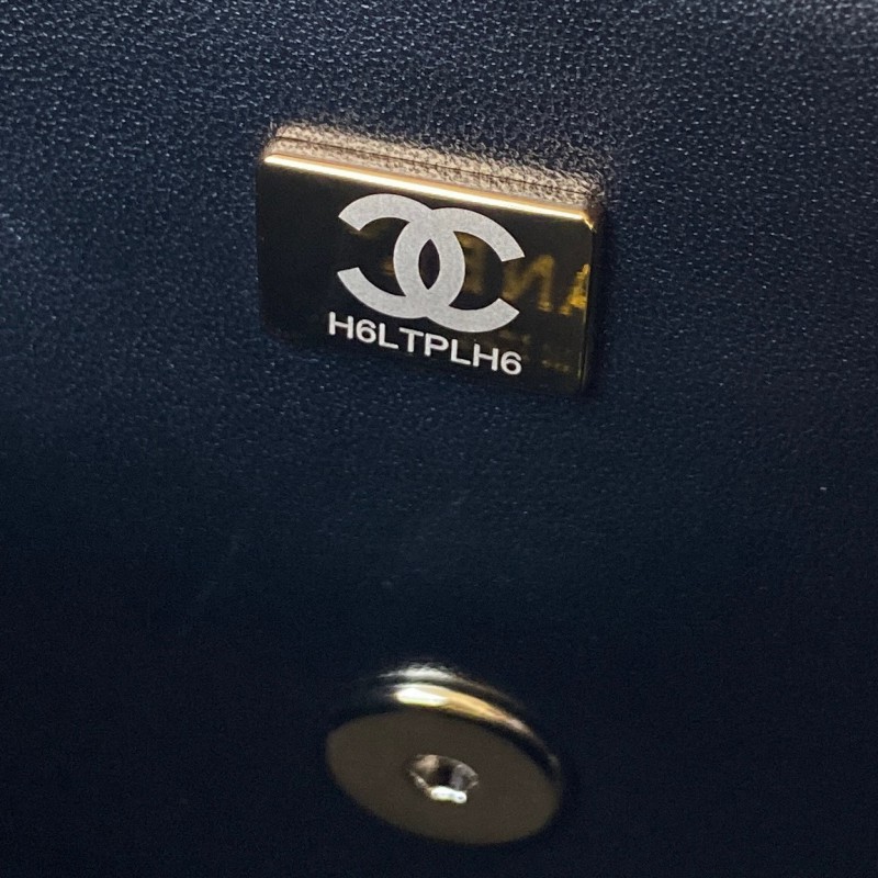 Chanel 135 8