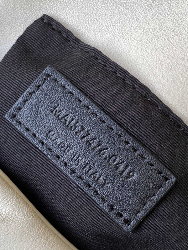 YSL 404 8