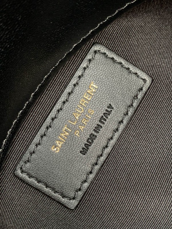YSL 425 8