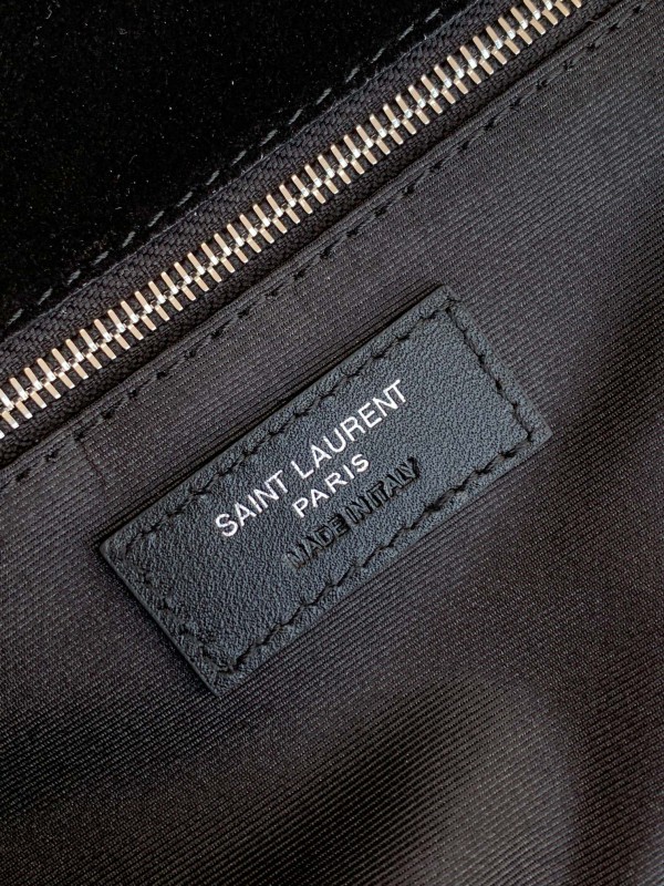 YSL 443 8