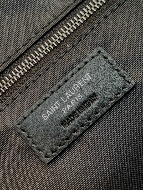 YSL 449 8