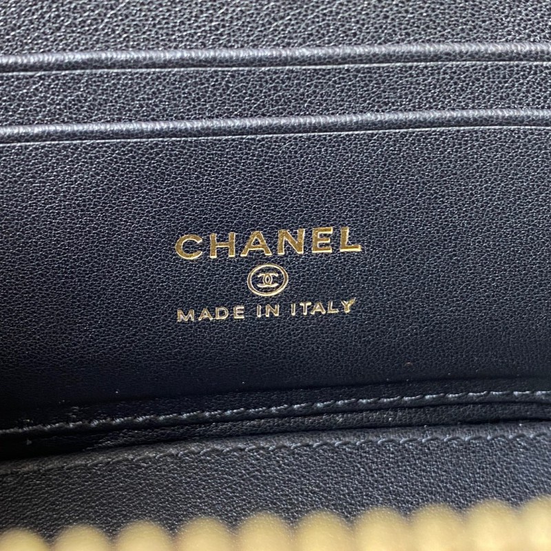 Chanel 183 8
