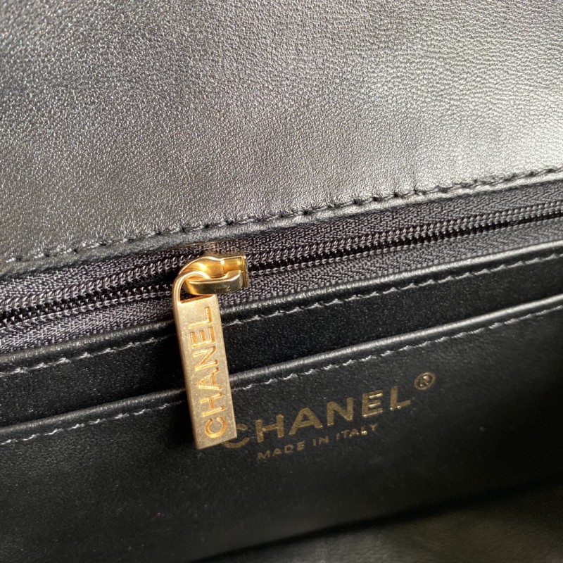 Chanel 221 8