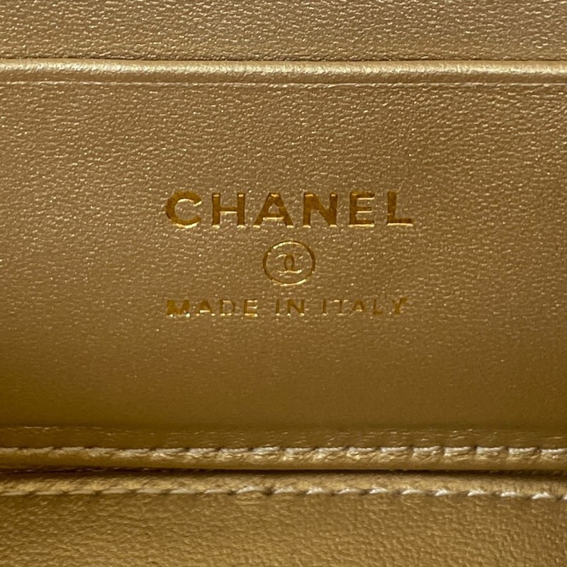 Chanel 233 8