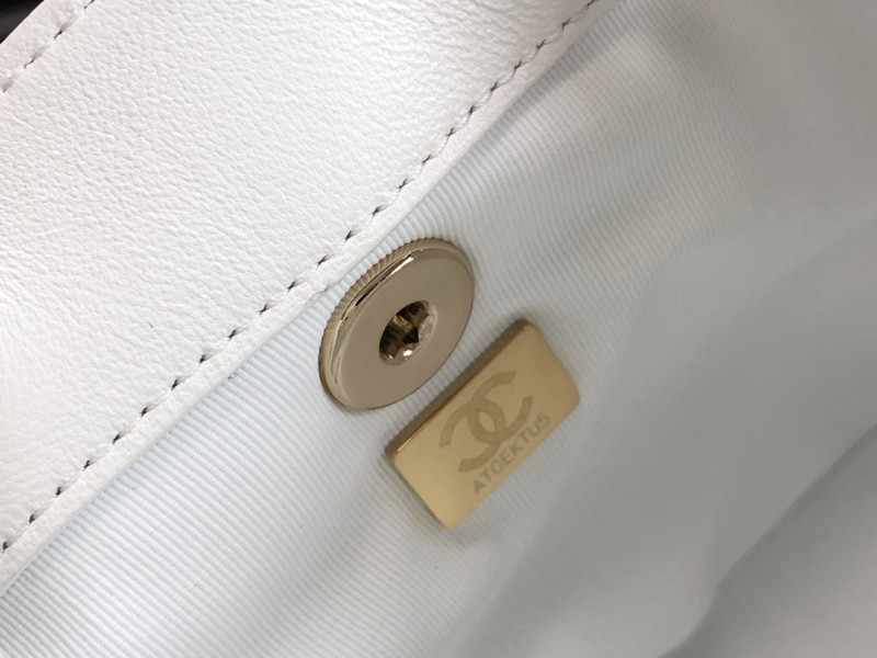 Chanel 241 8