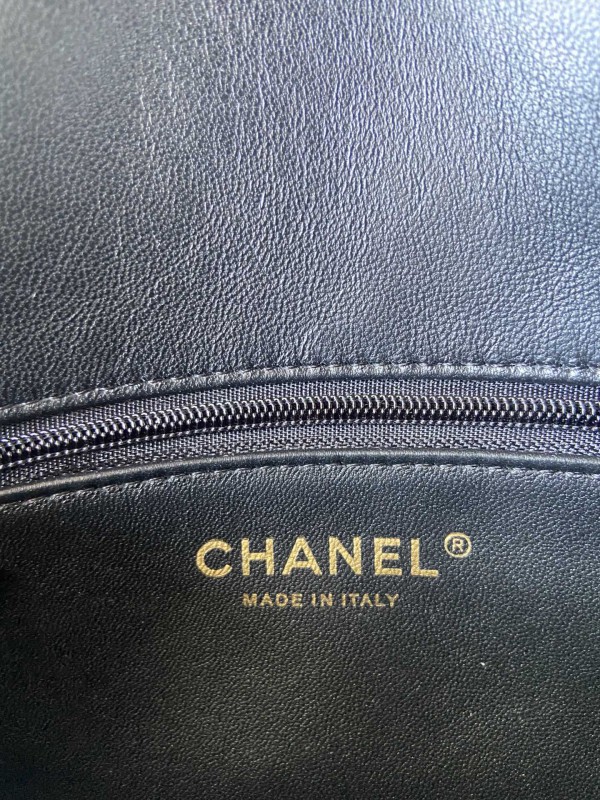 Chanel 244 8