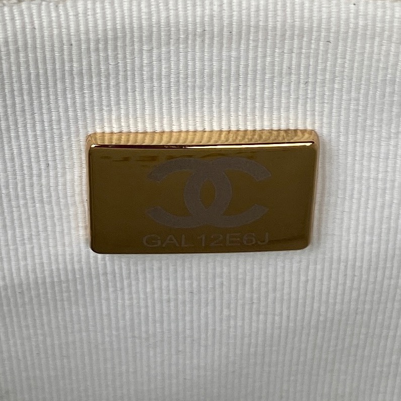 Chanel 336 8