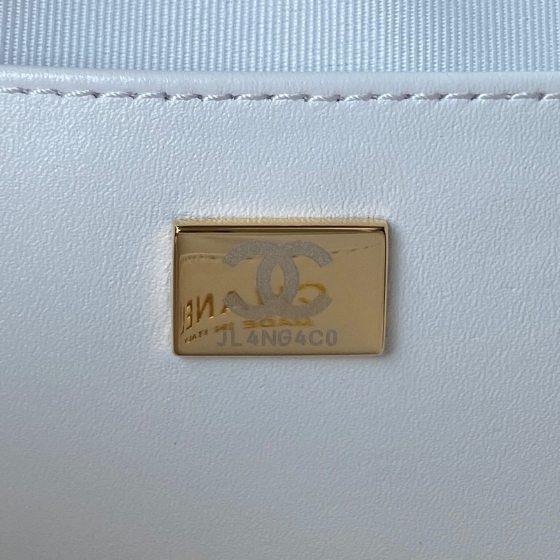 Chanel 389 8