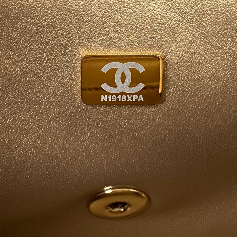 Chanel 413 8