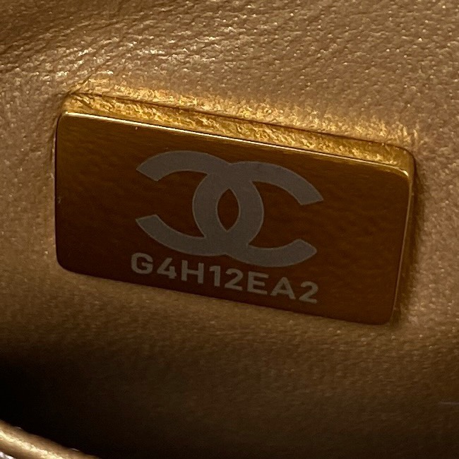 Chanel 424 8