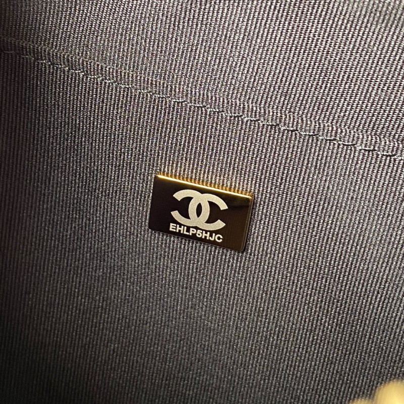 Chanel 562 8