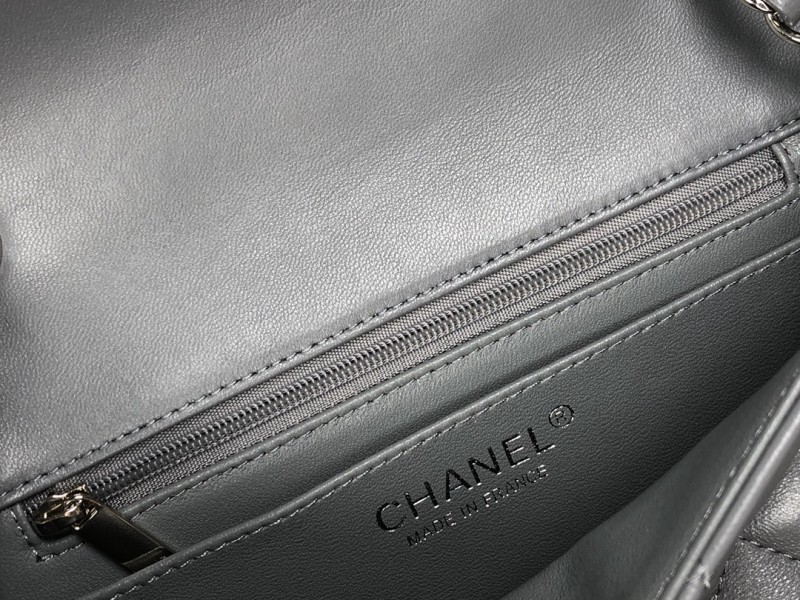Chanel 047 8