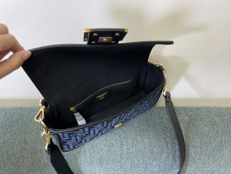 Fendi 007 8