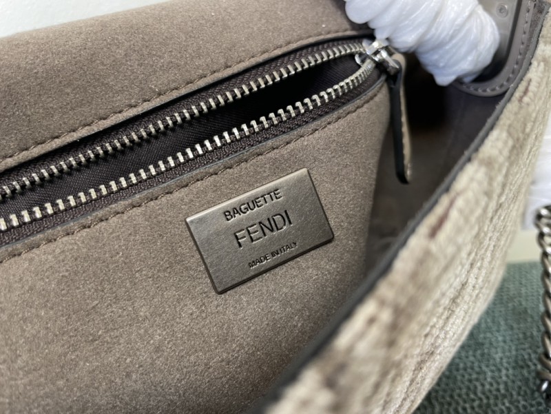 Fendi 009 8