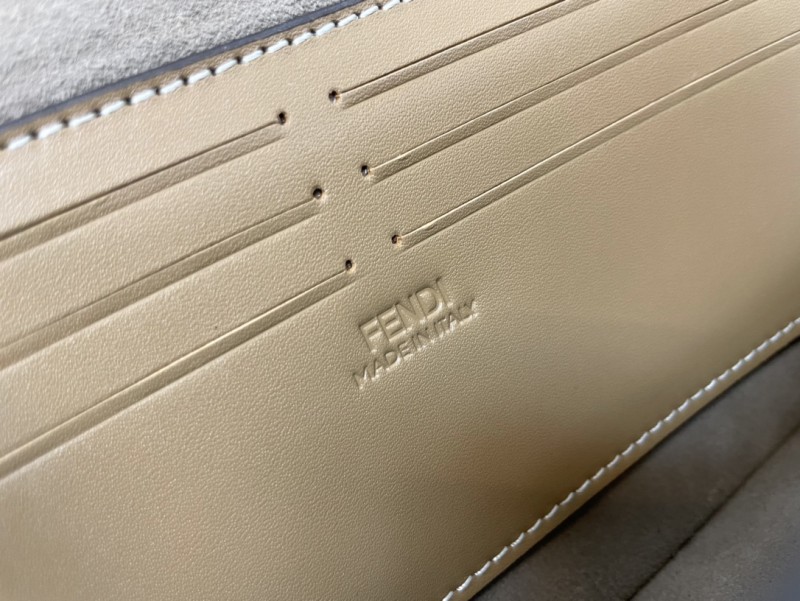 Fendi 011 8