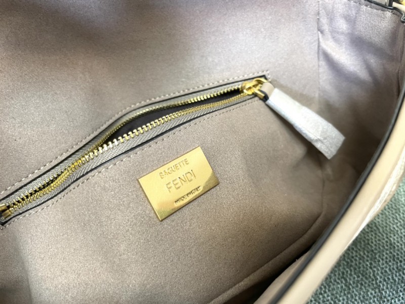 Fendi 016 8