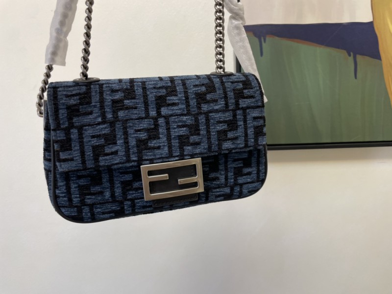 Fendi 017 8