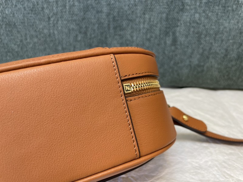 Fendi 023 8