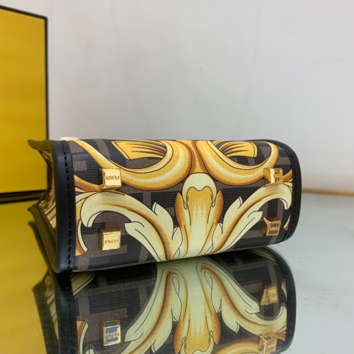 Fendi 036 8