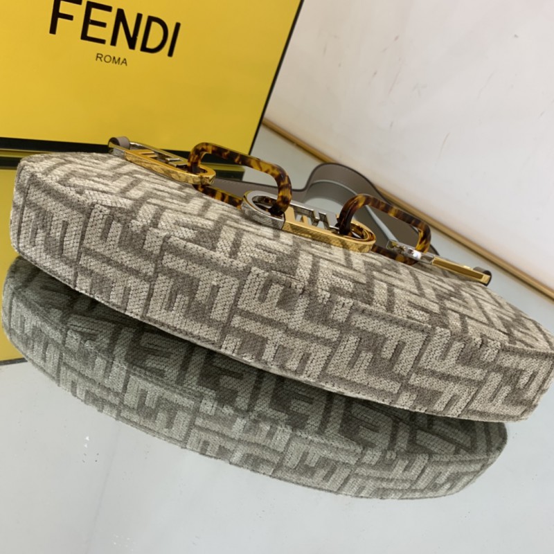 Fendi 040 8